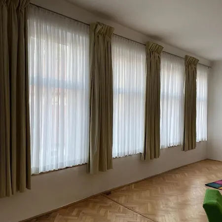 Vintage V Centru Apartmán *